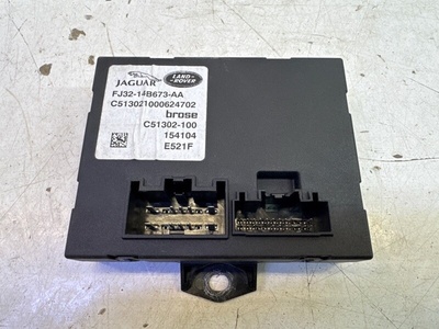 LR069233 Блок управления двери багажника Land Rover Range Rover Evoque 1 2012-2018