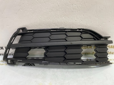 57A807368 Решетка бампера Skoda Karoq 1 NU7 до Рестайлинг 2017-2021