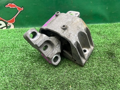 1J0199262CE Подушка двигателя AUDI TT 8N 2005