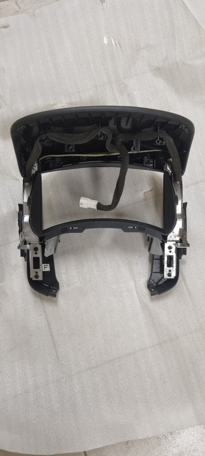 6824062B0A Nissan gt - r крышка часов lid cluster
