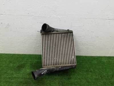 7L6145803F Радиатор интеркулера Audi Q7 (4LB) рестайлинг 2009 - 2015 2014 ,