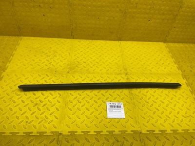 828207101R Уплотнитель опускного стекла Renault Duster HJD 2021