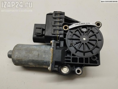 0130821784 Моторчик стеклоподъемника задний левый Audi A6 C5 (1997-2005) 2002
