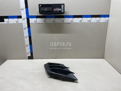 BCW850C11C Решетка в бампер правая Mazda Mazda 3 (BL) (2009 - 2013)