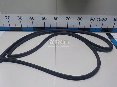 821102Y0004X Уплотнитель (внутри) Hyundai-Kia ix35/Tucson (2010 - 2015)