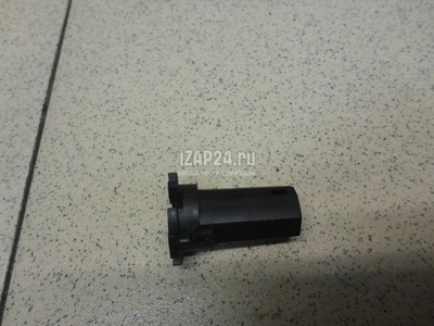 8127512520 Патрон лампы Toyota Sienna III (2010 - 2020)
