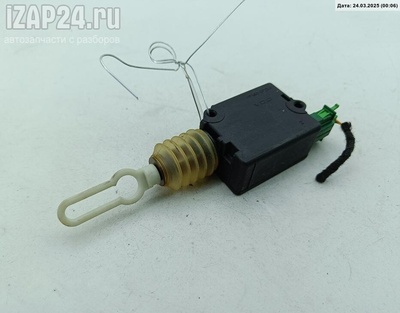 4B9962115 Активатор (привод) замка багажника Audi A6 C5 (1997-2005) 1999