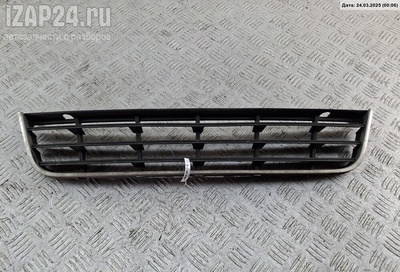 3c0853677 Решетка (заглушка) в бампер Перед. Volkswagen Passat B6 2005