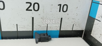 937101R1004X Кнопка обогрева заднего стекла Hyundai-Kia Solaris (2010 - 2017)
