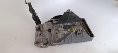 KD5356040C Крепление АКБ (корпус/подставка) MAZDA 6 (GJ GL) 2020 KD53-56-040C