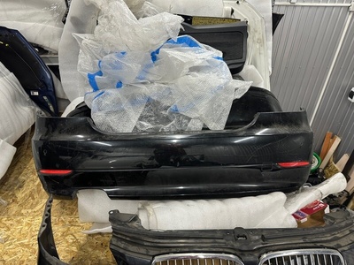 7178184 Бампер BMW 5-series e60 2007 , 51 12