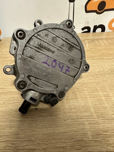 06E145100E Вакуумный насос тормозов Audi A6 C6 2006