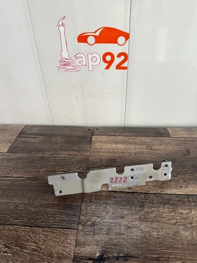 03C253197N Кронштейн турбины Audi A1 8X 2011