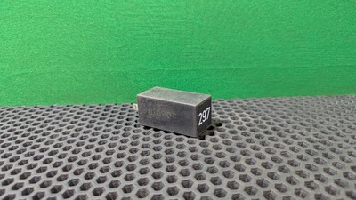 443927351B Реле (прочее) Audi A6 C4 (S6,RS6) 1996 443 927 351 B