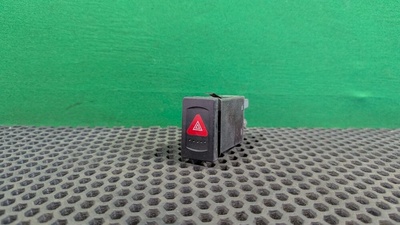 3B0953235D Кнопка аварийки Volkswagen Passat B5 2003 3B0 953 235 D