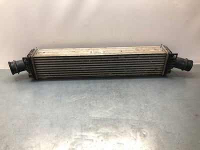 8W0145805A радиатор воздушный интеркулер audi a4 b9 3.0 tdi s line