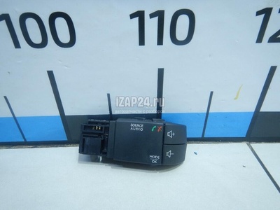 255522448R Переключатель подрулевой управления магнитолой Renault Duster 2012