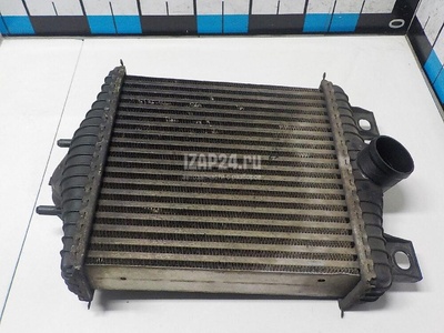 LR036432 Интеркулер Land Rover Range Rover Sport 2013