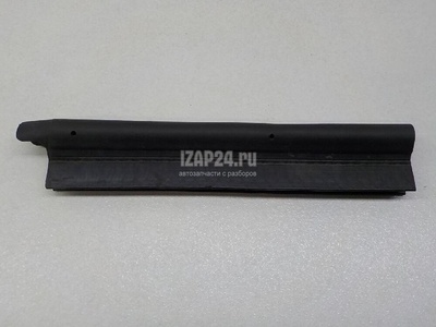 LR034448 Уплотнитель капота Land Rover Range Rover Sport 2013