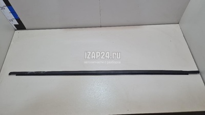 5E08374775AP Накладка стекла переднего левого VAG Octavia (A7) (2013 - 2020)