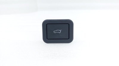 3746710XKW09C Кнопка открывания багажника Haval H3 1 2024