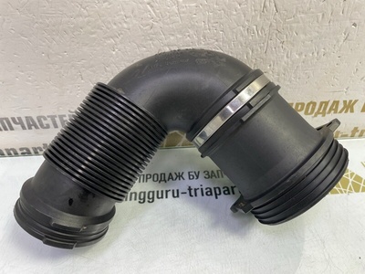 057129616B Патрубок воздушного фильтра Volkswagen Touareg 3 CR7 до рестайлинг 2020
