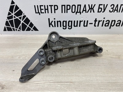 03F199275C Кронштейн двигателя Skoda Rapid 1 NH3 до Рестайлинг 2013