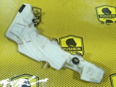28910EB320 Бачок омывателя Nissan Pathfinder R51 2006