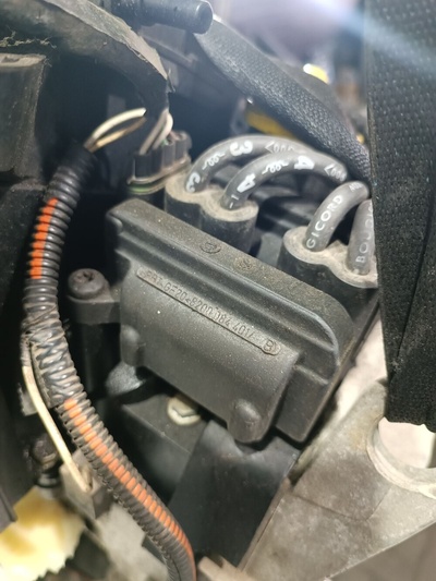 8200084401 Катушка зажигания Renault Clio 2002