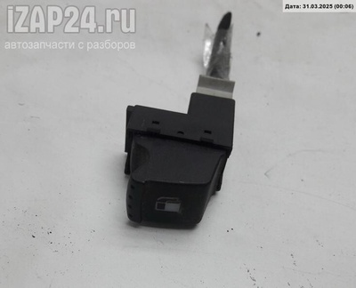 1j0959833a Кнопка открывания лючка топливного бака Volkswagen Passat B5+ (GP) 2002