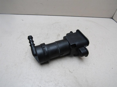 8E0955102C Форсунка омывателя фары Audi A4 (B6) 2000-2004