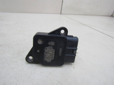 2220422010 Расходомер воздуха (массметр) Toyota Matrix 2001-2008