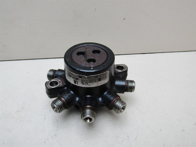 1445928 Рейка топливная (рампа) Ford Focus II 2008-2011