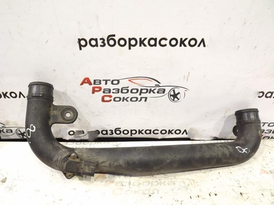 8D0145840M Патрубок интеркулера VW Passat (B5) 1996-2000
