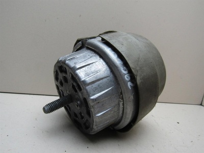 4F0199379BF Опора двигателя Audi A6 (C6,4F) 2005-2011