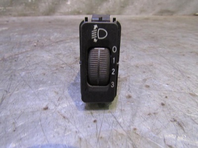 A1638200010 Кнопка корректора фар Mercedes Benz W163 M-Klasse (ML) 1998-2004