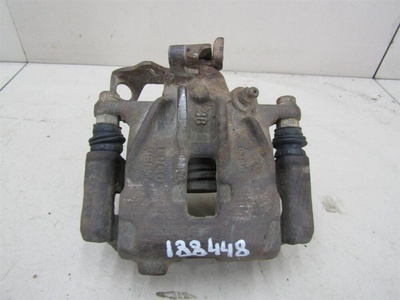 7D0615424B Суппорт задний правый VW Transporter T4 1996-2003