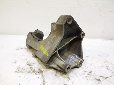 4A0199307B Кронштейн двигателя левый Audi A6 (C4) 1994-1997