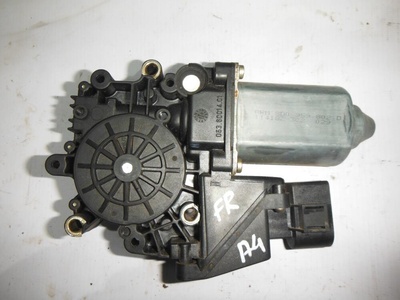 8D0959802D Моторчик стеклоподъемника Audi A4 (B5) 1994-2002