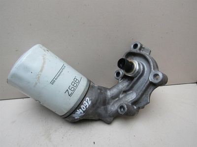 92067986 Кронштейн масляного фильтра Chevrolet Captiva (C100) 2006-2010