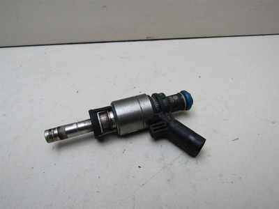 06H906036F Форсунка инжекторная электрическая VW Passat (B6) 2005-2010