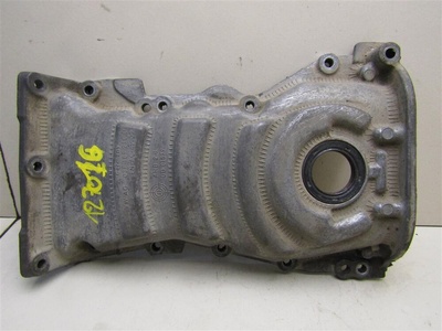 03F109210D Крышка двигателя передняя VW Caddy III 2004-2016