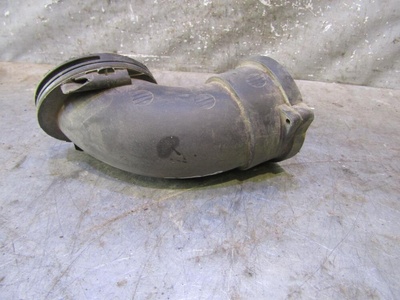 7L0129533 Патрубок воздушного фильтра Porsche Cayenne 2003-2010