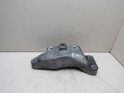 1K0199117AB Кронштейн КПП VW Passat (B6) 2005-2010