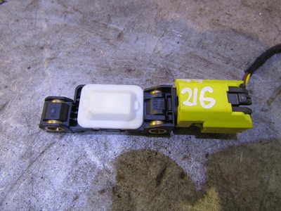 4B0959643E Датчик AIR BAG VW Touareg 2002-2010