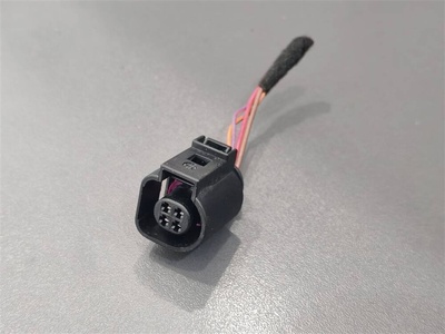 4B0973712 разъем VW Touareg 2002-2010 2006