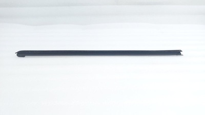 83230L2000 Уплотнитель стекла двери Kia K5 DL3 2021 , 83230-L2000