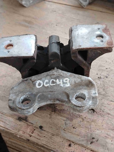 13125208 Подушка крепления двигателя Opel Corsa C 2000