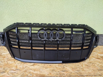 4M0853651AJ Audi q7 4mo решетка радиатора под камера радары