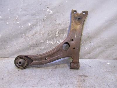 4806913010 Рычаг передний левый Toyota CorollaVerso 2001-2004